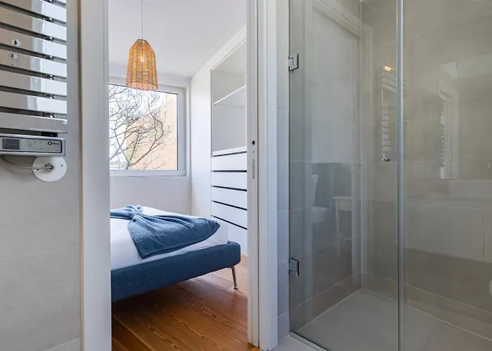Lägenhet Classy 2bdr House With Balcony By Lovelystay
