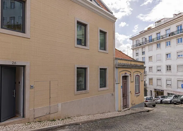 Lägenhet Classy 2bdr House With Balcony By Lovelystay