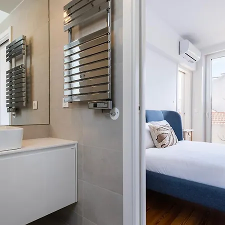 Classy 2bdr House With Balcony By Lovelystay Apartamento Lisboa