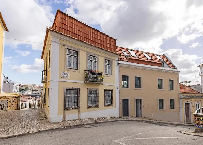 Classy 2bdr House With Balcony By Lovelystay Lizbona