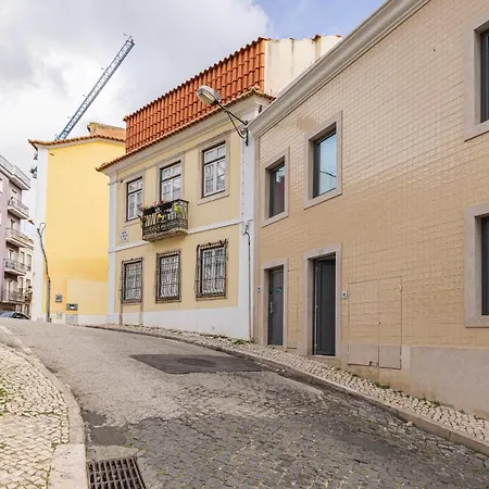 Daire Classy 2bdr House With Balcony By Lovelystay *