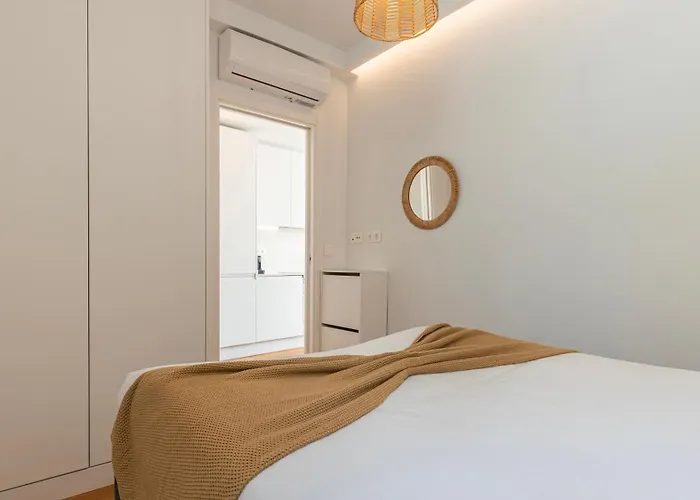 Lejlighed Classy 2bdr House With Balcony By Lovelystay Lisboa